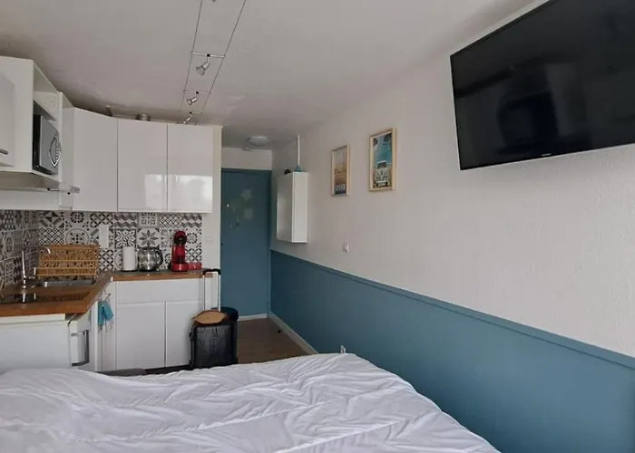 Apartment Superbe Avec Piscine, Ascenseur Et Acces Direct Sur Le Port *