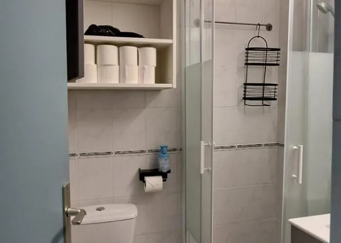 Superbe Avec Piscine, Ascenseur Et Acces Direct Sur Le Port Apartment