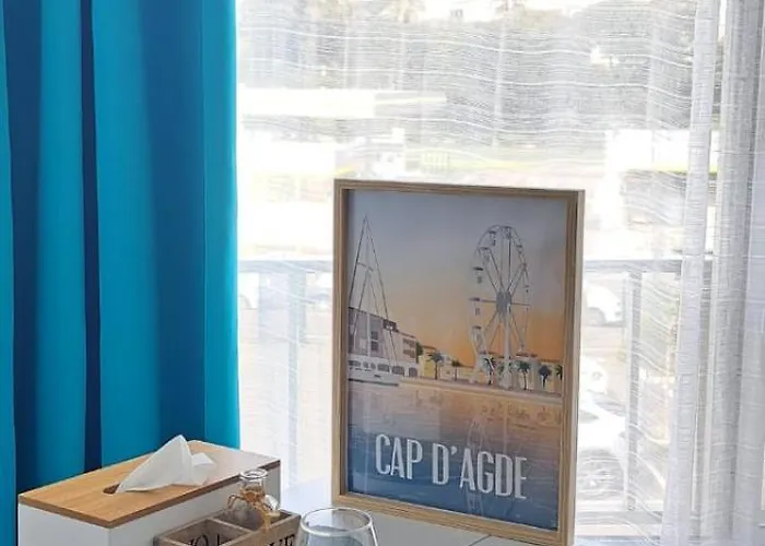 Apartment Superbe Avec Piscine, Ascenseur Et Acces Direct Sur Le Port